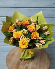 Букет цветов из:  Альстромерии и Розы в Зеленчукской
