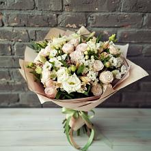 Букет цветов из:  Альстромерии, Розы и Хризантемы в Зеленчукской