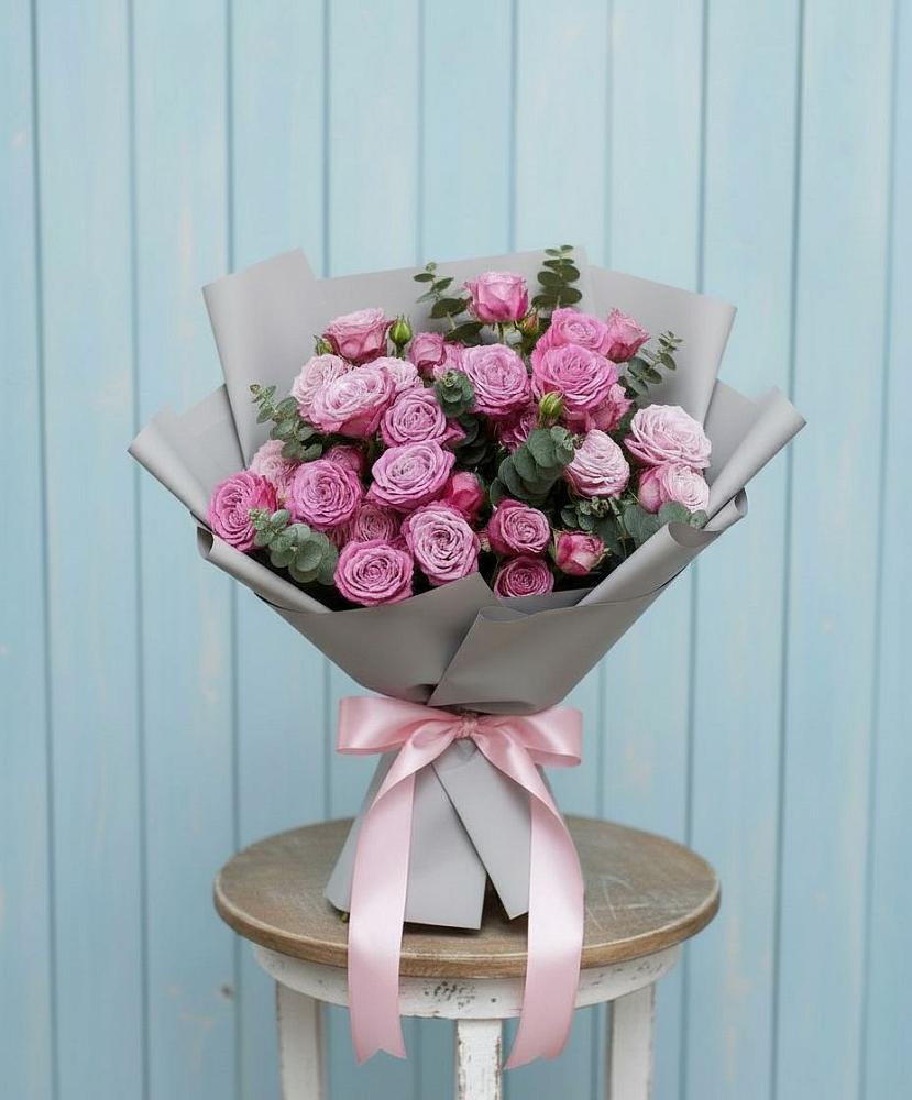 Композиция Яркий комплимент в Зеленчукской Букет цветов из: Розы в Зеленчукской