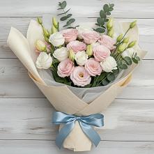 Букет цветов из:  Лизиантусы в Зеленчукской