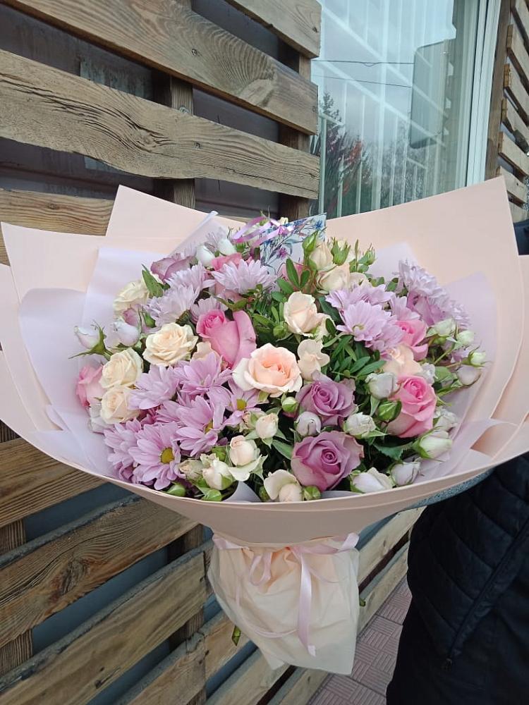 Букет цветов из: Розы и Хризантемы в Зеленчукской