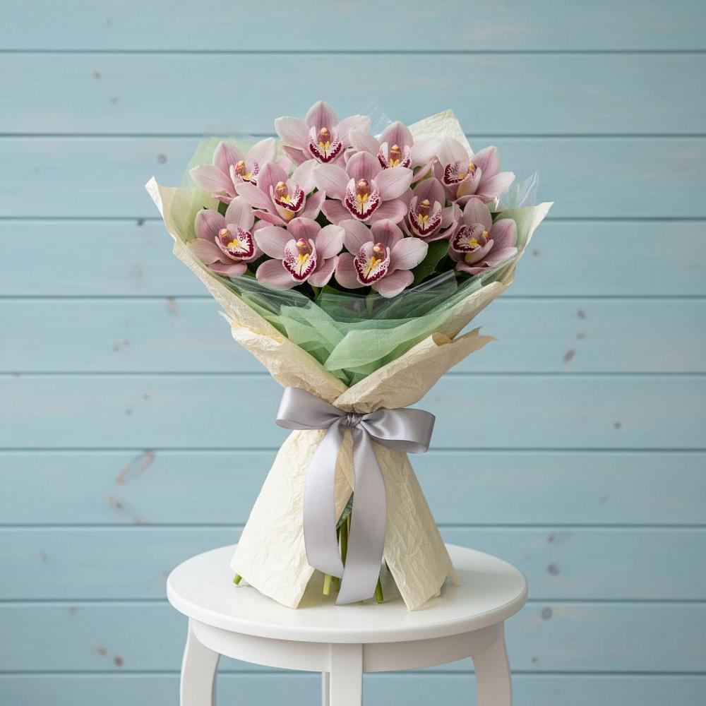 Букет цветов из: Орхидеи и Розы в Зеленчукской