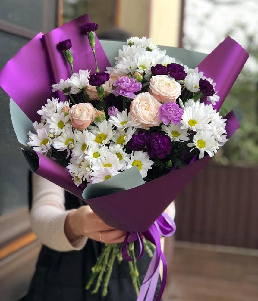 Букет цветов из: Хризантемы, Гвоздики и Розы в Зеленчукской