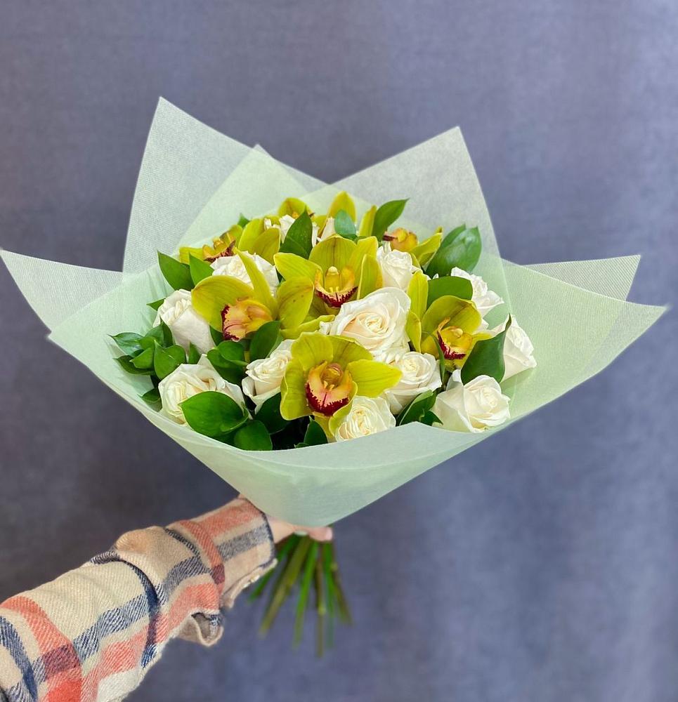 Букет цветов из: Орхидеи и Розы в Зеленчукской