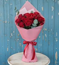 Букет красный бархат в Зеленчукской Букет цветов из:  Розы в Зеленчукской