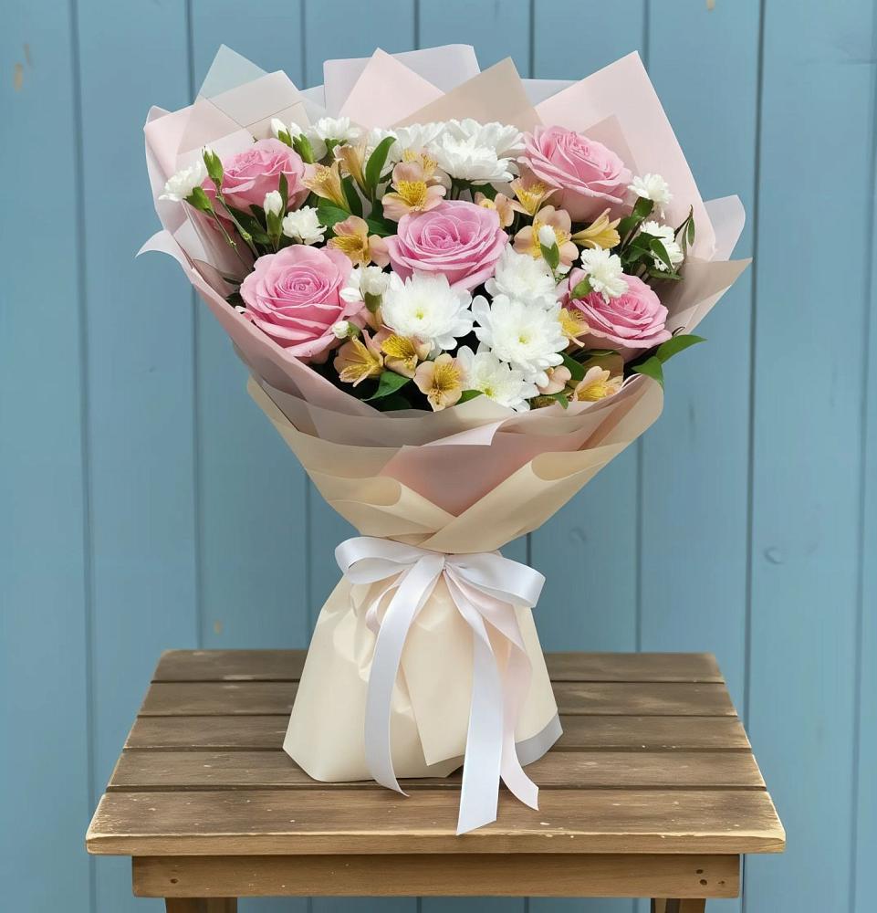 Букет французская меренга в Зеленчукской Букет цветов из: Гвоздики, Орхидеи и Розы в Зеленчукской