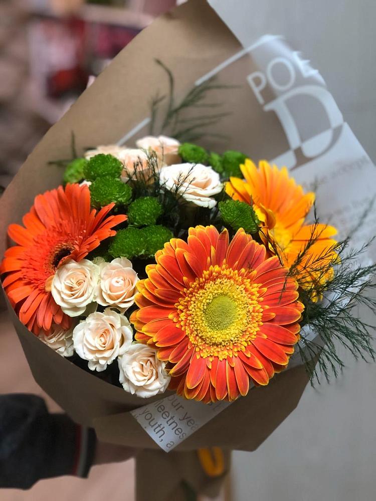 Букет цветов из: Герберы, Хризантемы и Розы в Зеленчукской